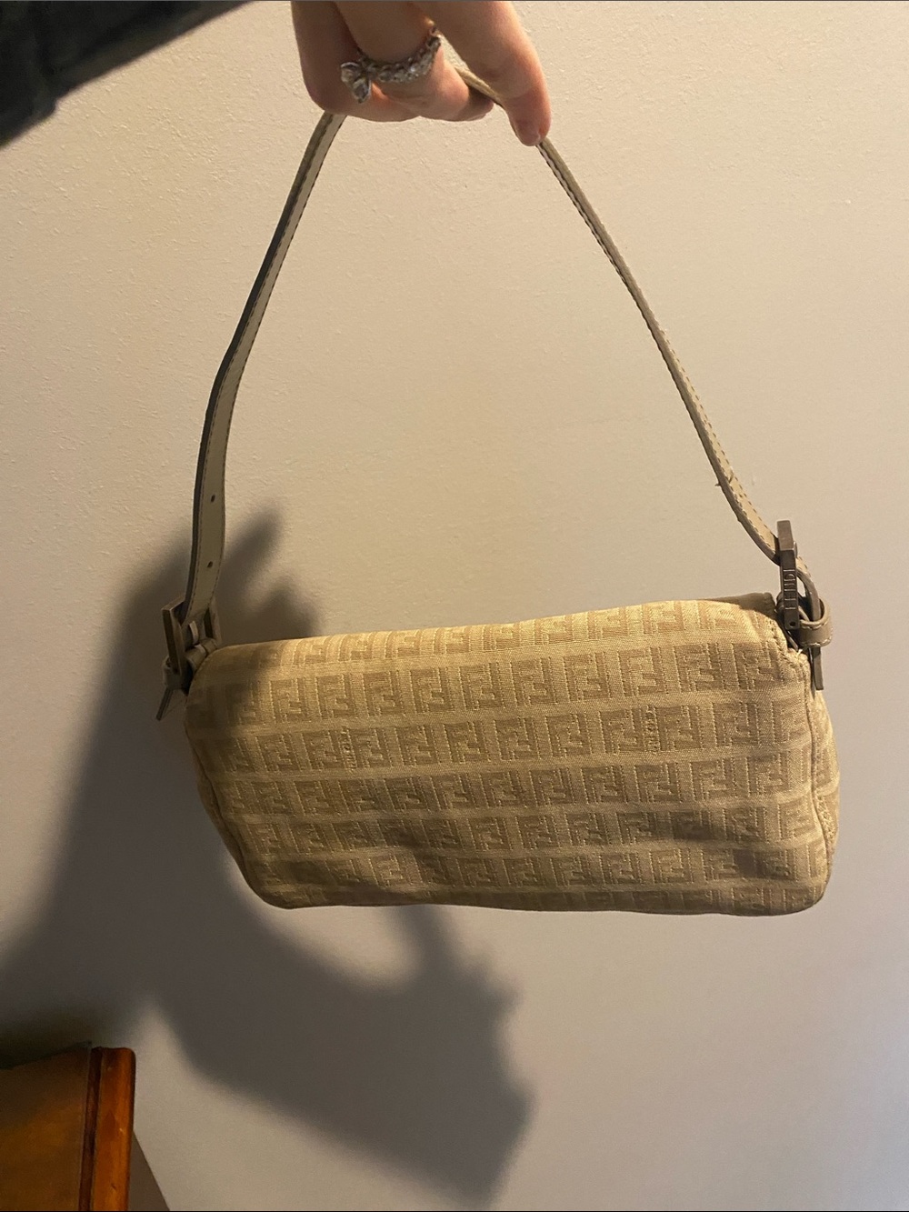 Fendi Beige Monogram Baguette Shoulder Bag with FF Buckle Fendi baguette - Picture 2 of 4